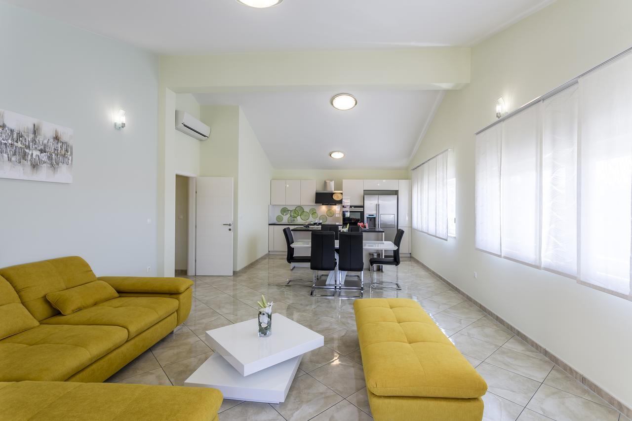 Apartmani Lukic Spalato Esterno foto